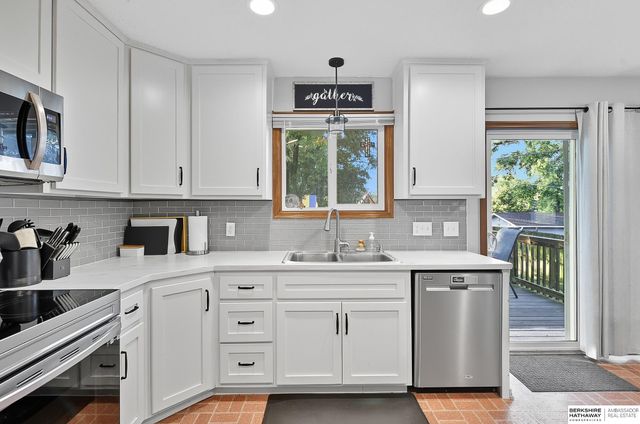 907 9th Avenue, Plattsmouth, NE 68048