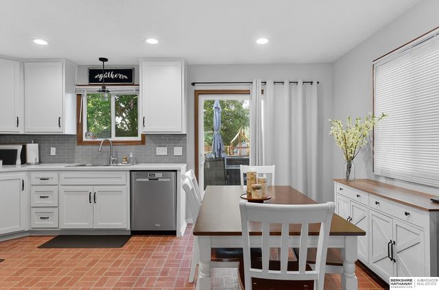 907 9th Avenue, Plattsmouth, NE 68048