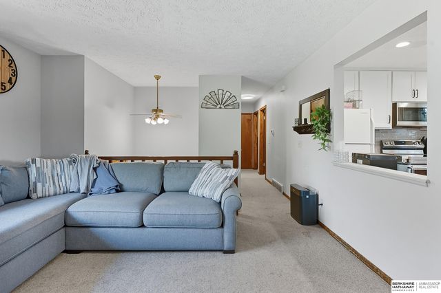 907 9th Avenue, Plattsmouth, NE 68048