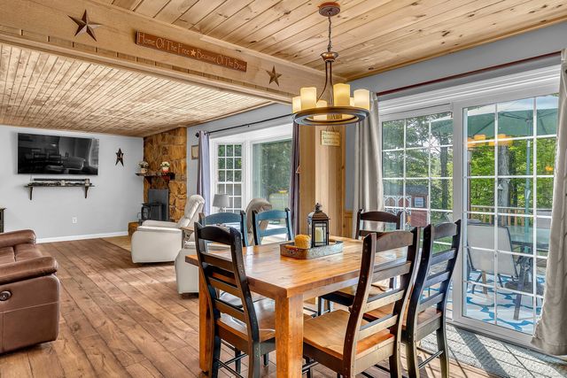 2 Naomi Lane, East Lyme, CT 06333