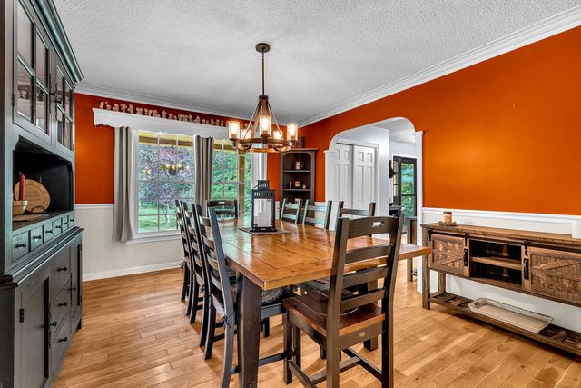 2 Naomi Lane, East Lyme, CT 06333