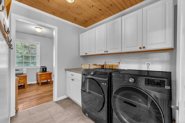 2 Naomi Lane, East Lyme, CT 06333