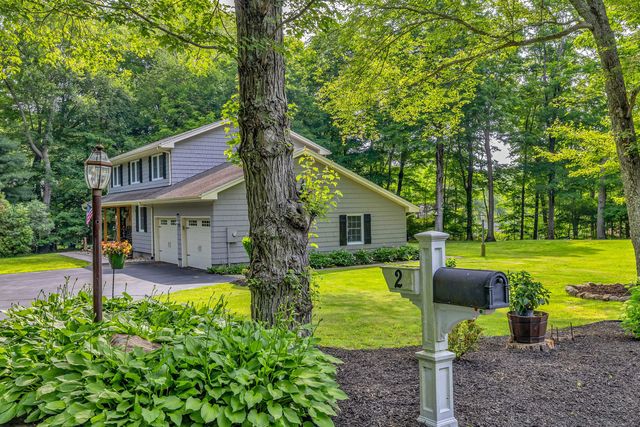 2 Naomi Lane, East Lyme, CT 06333