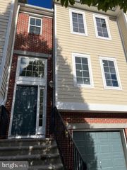 105 CITYVIEW AVE, Wilmington, DE 19802