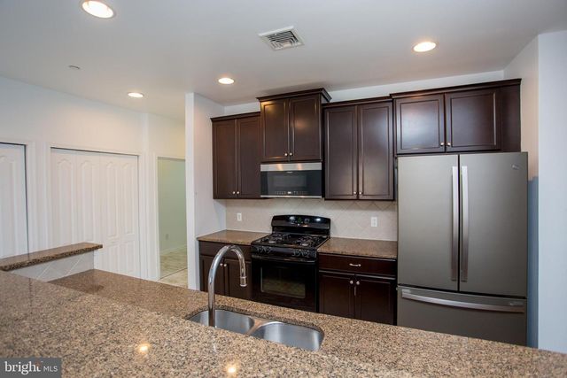 523 CARSON TER, Huntingdon Valley, PA 19006