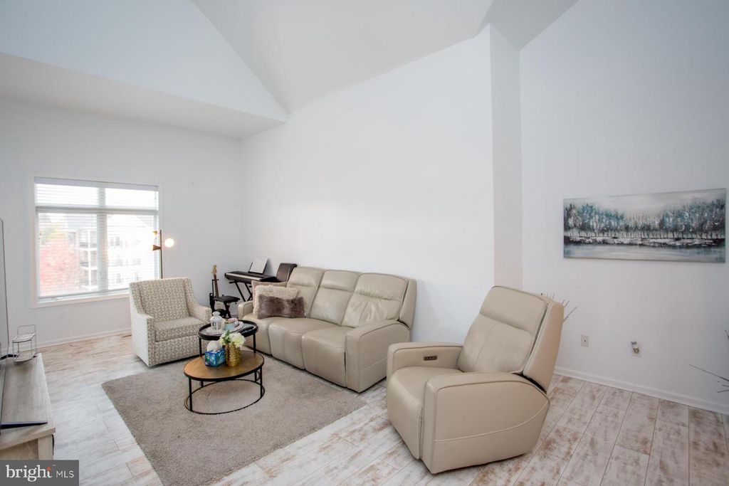 523 CARSON TER, Huntingdon Valley, PA 19006
