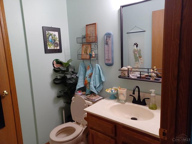 116 Springlake Avenue, Hillsboro, OH 45133