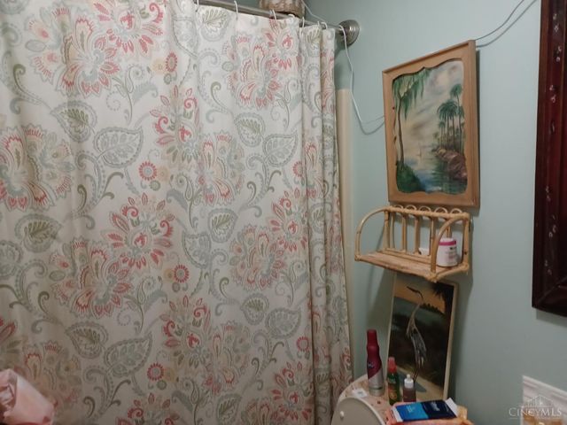 116 Springlake Avenue, Hillsboro, OH 45133