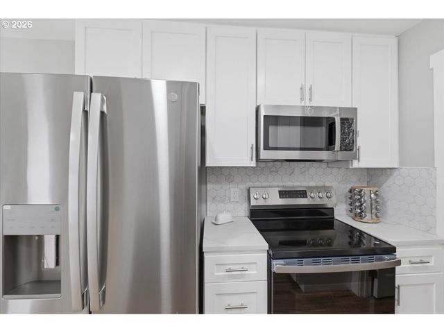 10218 N TYLER Ave, Portland, OR 97203