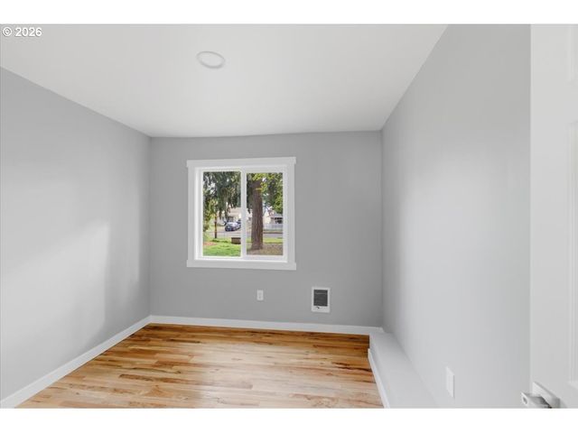 10218 N TYLER Ave, Portland, OR 97203