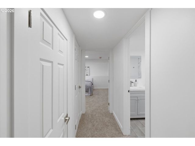 10218 N TYLER Ave, Portland, OR 97203