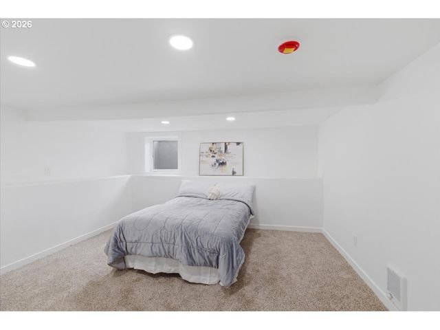 10218 N TYLER Ave, Portland, OR 97203