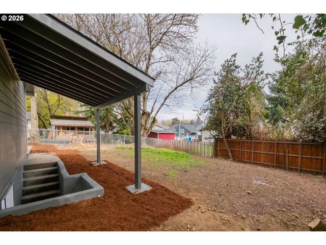 10218 N TYLER Ave, Portland, OR 97203