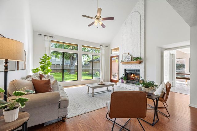 1802 Quarterpath Drive, Richmond, TX 77406