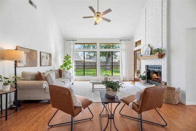 1802 Quarterpath Drive, Richmond, TX 77406