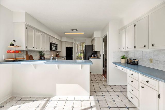 1802 Quarterpath Drive, Richmond, TX 77406