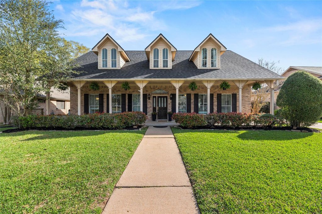 1802 Quarterpath Drive, Richmond, TX 77406