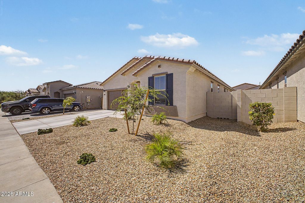 24182 W Hilton Avenue, Buckeye, AZ 85326 — photo 5