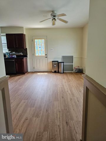 5109 OX RD, Fairfax, VA 22030