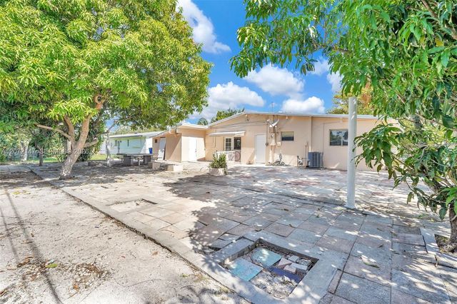 3840 SW 31st Court, West Park, FL 33023