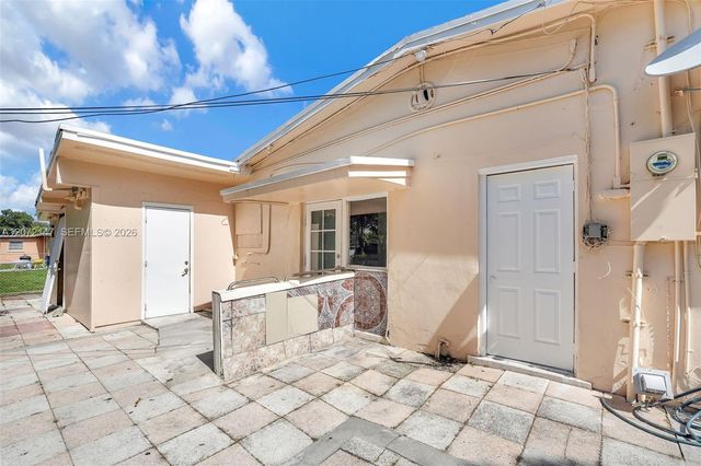 3840 SW 31st Court, West Park, FL 33023
