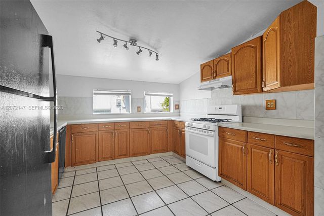 3840 SW 31st Court, West Park, FL 33023