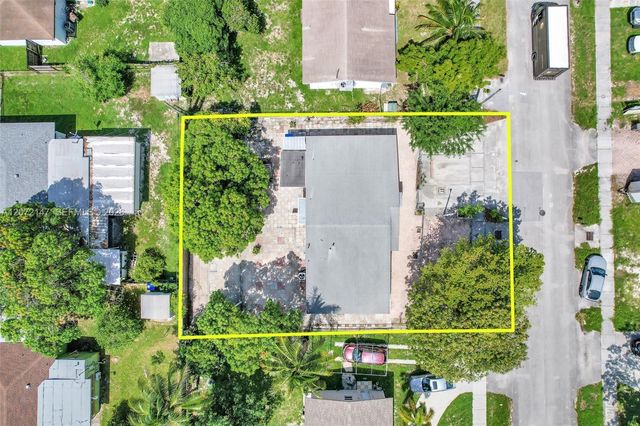 3840 SW 31st Court, West Park, FL 33023