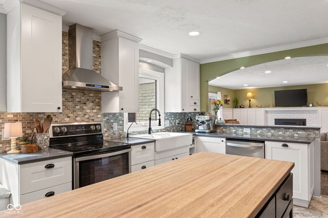 3485 Sugar Loaf Court, Carmel, IN 46033