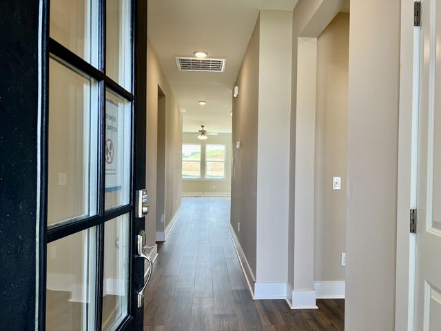 3916 Trinity Woods Rd, Columbia, TN 38401