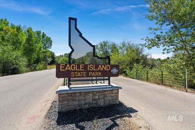 583 N Pembina Place, Eagle, ID 83616