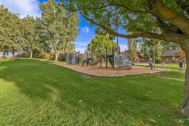 583 N Pembina Place, Eagle, ID 83616