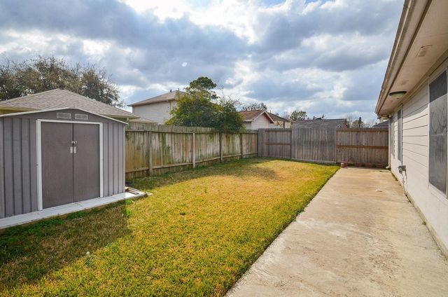 2115 Bivens Brook Drive, Houston, TX 77067