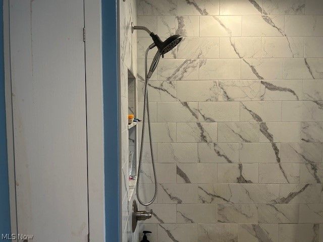 269 Greenwood Avenue, Akron, OH 44313