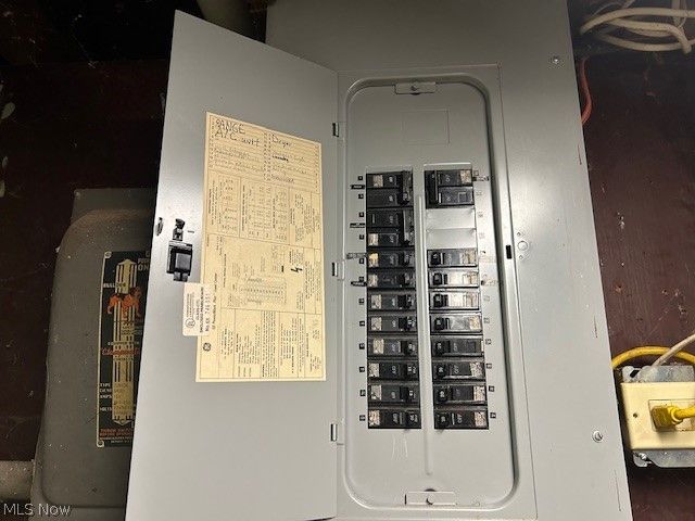 269 Greenwood Avenue, Akron, OH 44313