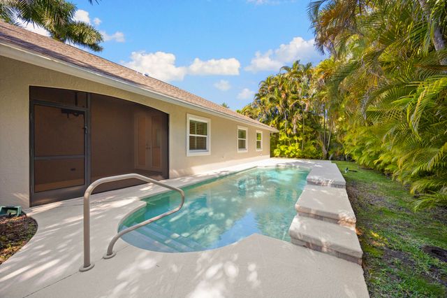 1558 Farmington Avenue, Wellington, FL 33414