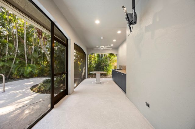 1558 Farmington Avenue, Wellington, FL 33414