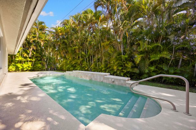 1558 Farmington Avenue, Wellington, FL 33414