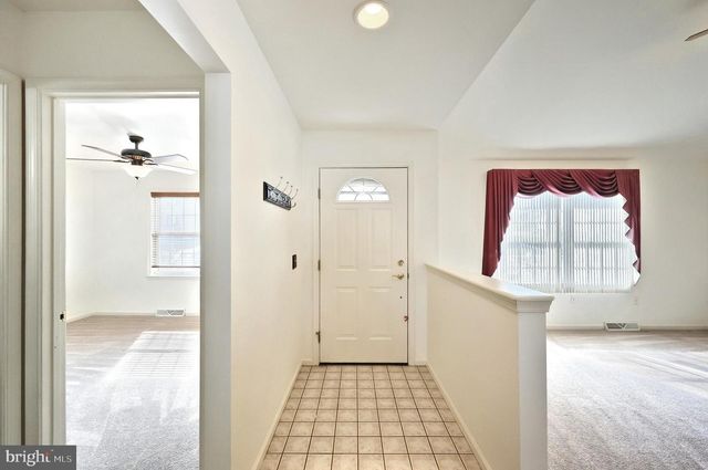 1835 MICHELLE DR, York, PA 17408