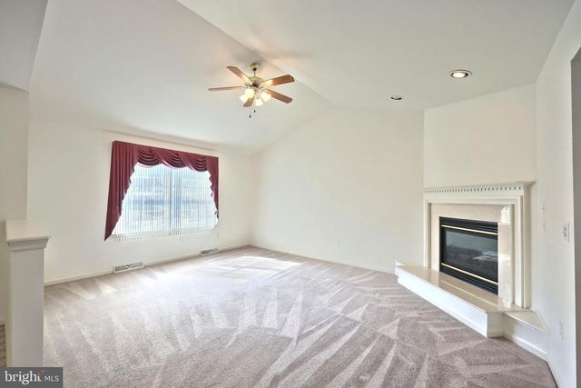 1835 MICHELLE DR, York, PA 17408