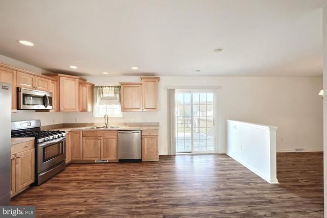 1835 MICHELLE DR, York, PA 17408