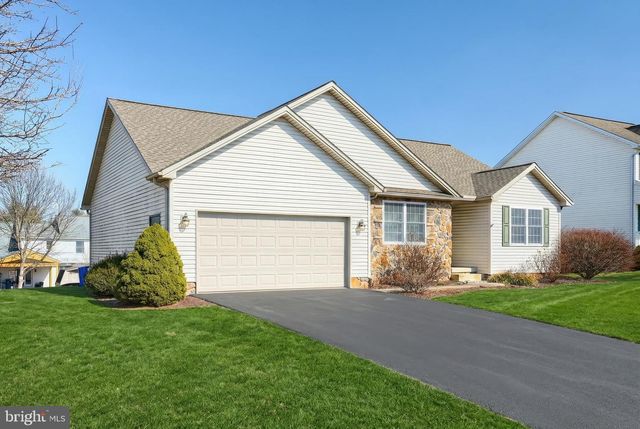 1835 MICHELLE DR, York, PA 17408