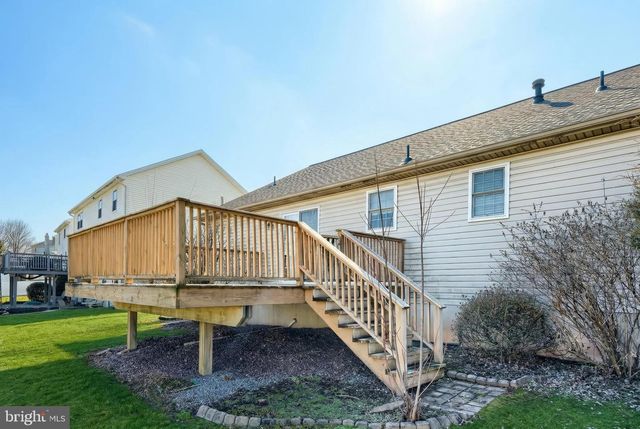 1835 MICHELLE DR, York, PA 17408