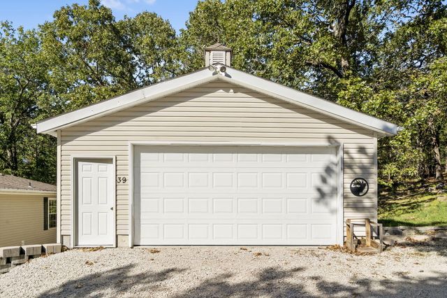 39 Troutdale Lane, Branson West, MO 65737