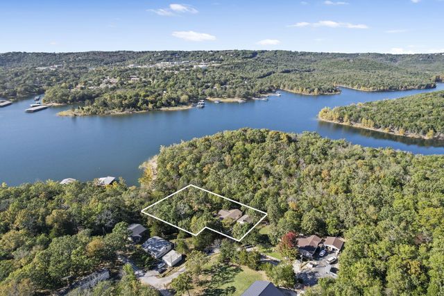 39 Troutdale Lane, Branson West, MO 65737