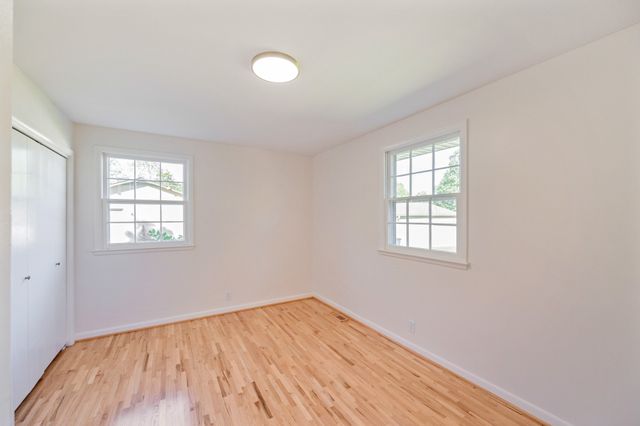 310 Benco Hills Dr, Camden, TN 38320