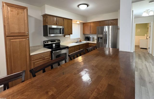 21336 Erben Street, St Clair Shores, MI 48081