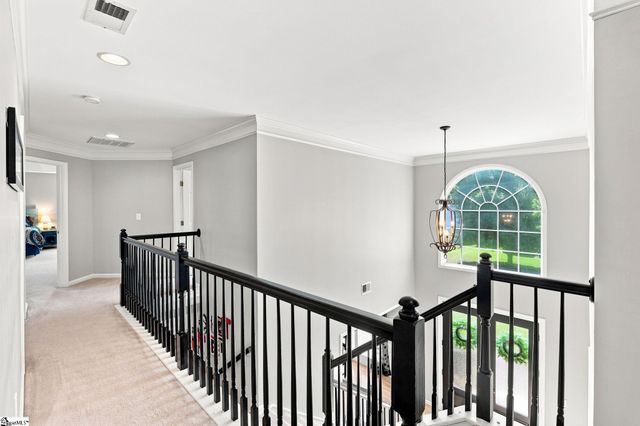 8 Green Bank Lane, Simpsonville, SC 29681