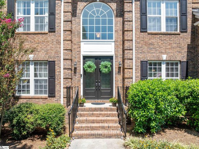 8 Green Bank Lane, Simpsonville, SC 29681