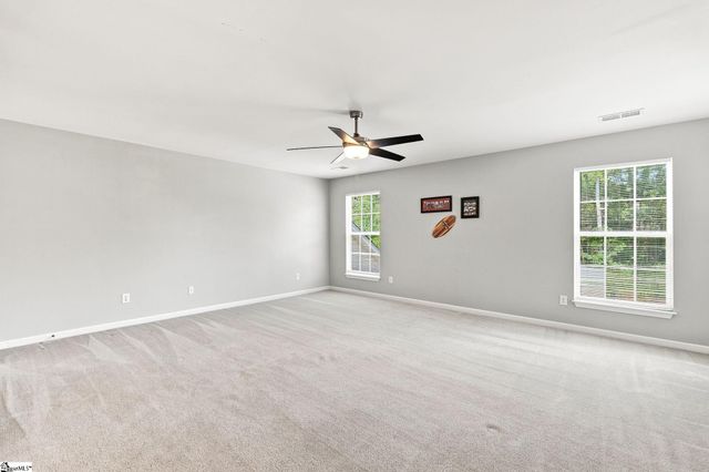 8 Green Bank Lane, Simpsonville, SC 29681