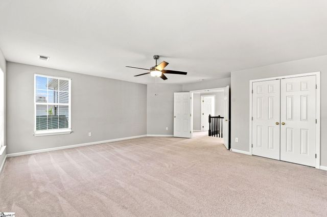 8 Green Bank Lane, Simpsonville, SC 29681